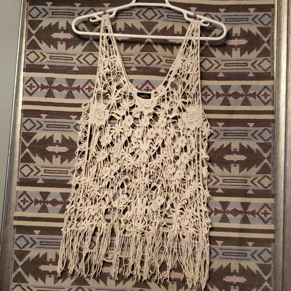 Top - Picture 1 of 2